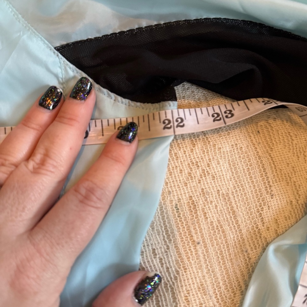 NWT Rise by Lularoe Determined lightweight workout jacket - Picture 5 of 10